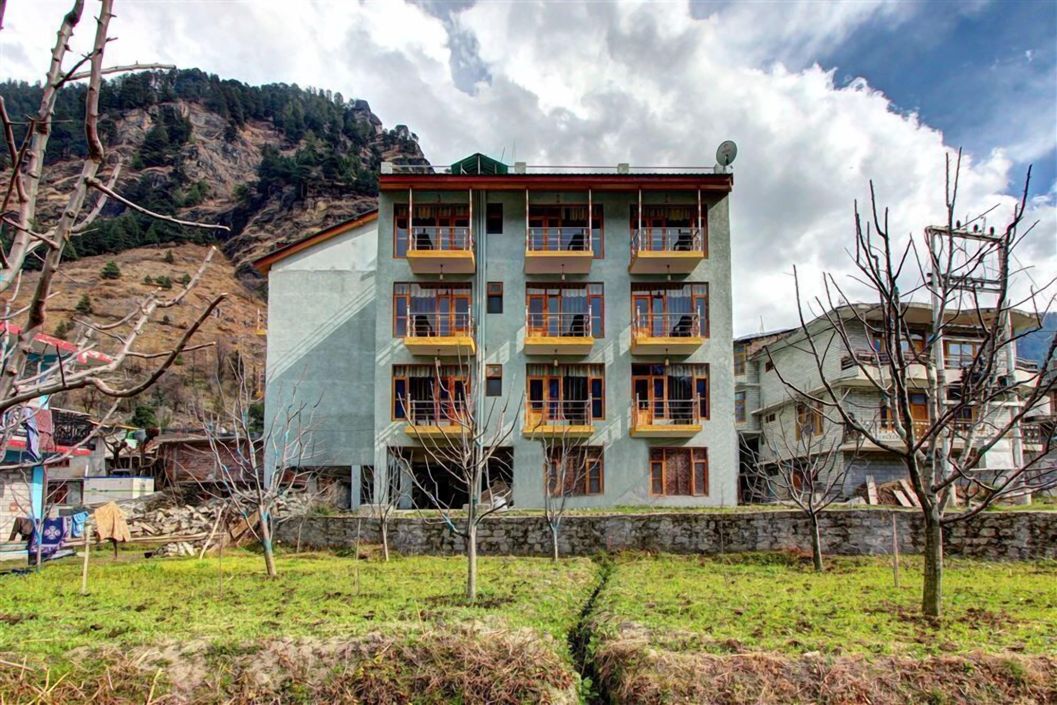 Hotel Snow Country, Manali - Manali (Himachal Pradesh), Manali